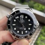 SEAMASTER Replica Watch Silver Strap Black Dial