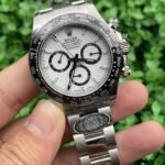 Rolex Daytona Eye Catching Replica Watch Silver Strap Black Dial