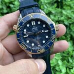 Omega Seamaster Replica Watch Black Strap Silver Dial