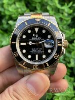 Rolex Submariner Replica Watch Silver Strap Gold Dial – Image 3