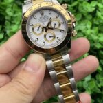 Rolex Daytona Eye Catching Replica Watch Silver And Gold Strap