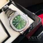 Patek Philippe Nautilus Stunning Replica Watch Black Strap White Dial - immagine 3