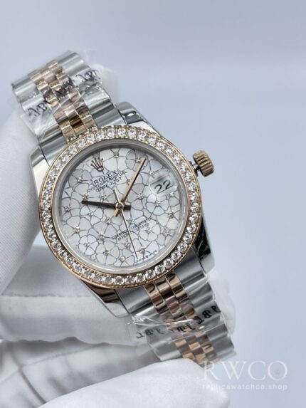 Rolex Datejust Lady Eye Catching Replica Watch Silver Strap Silver Dial