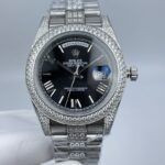 Rolex Day Date Glamorous Replica Watch Silver Strap Silver Dial