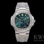 Patek Philippe Nautilus Elegant Replica Watch Silver Strap Silver Dial